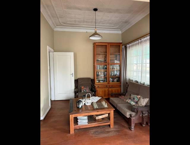 3 BEDROOM HOUSE FOR SALE IN SUNNYSIDE
